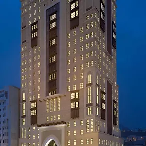 5* فندق بارك إن راديسون العزيزية